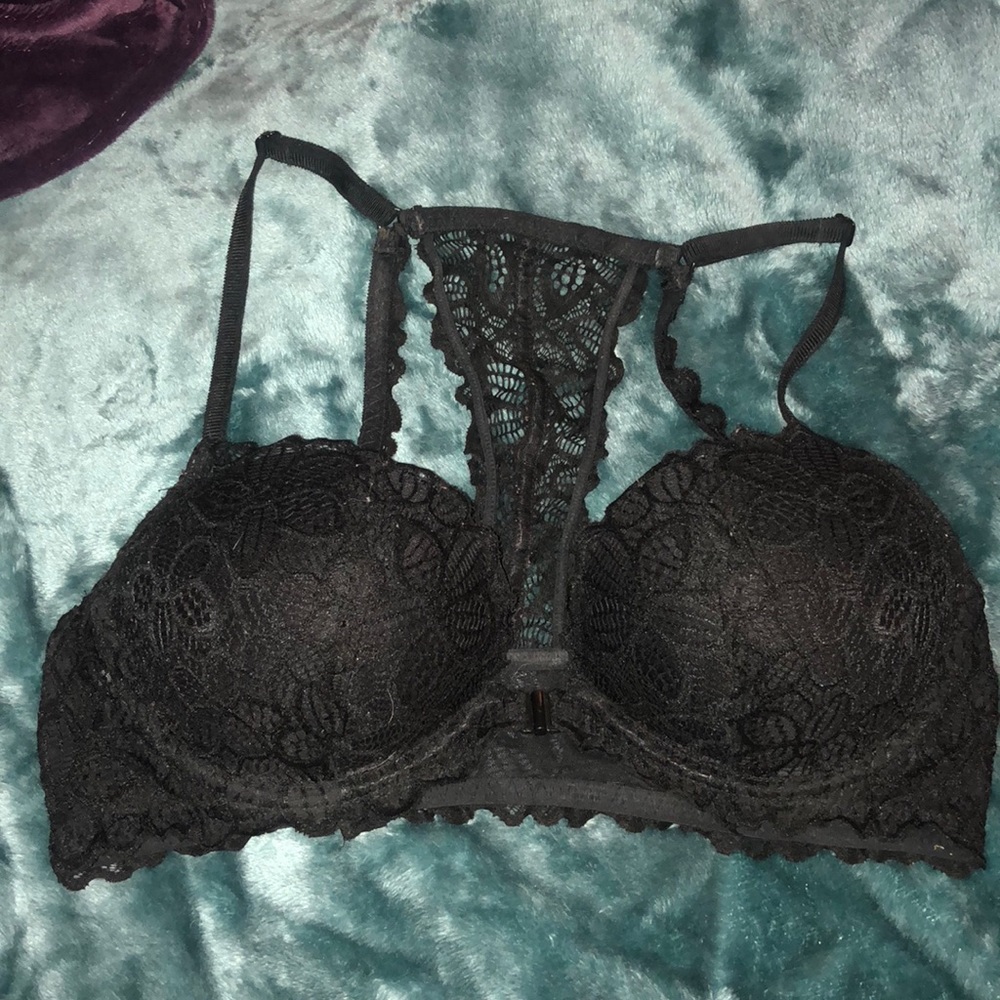Pink- Victoria’s Secret bra